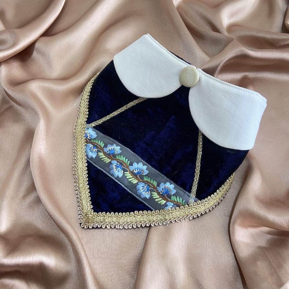 Snow_white___the_Prince_bandanas _2_